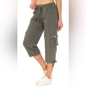 Women's Army Green Cargo Capri Pants, Relaxed Wide Leg, High Rise, NWOT